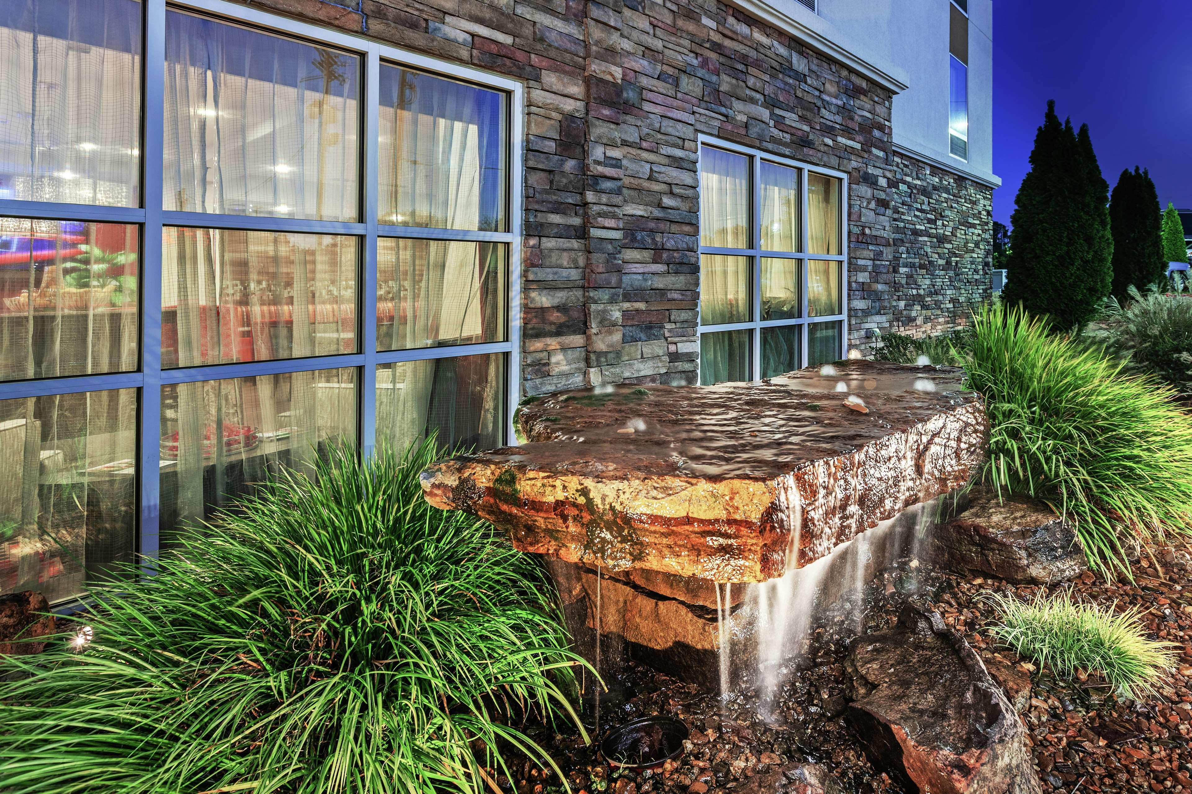 Hampton Inn North Little Rock Mccain Mall, Ar Экстерьер фото
